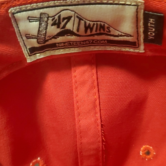 Youth Baseball ⚾ Cap 🧢 W (Washington??) - Picture 5 of 5